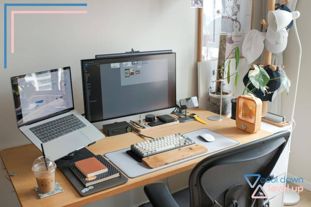 Spullen uit je home office kan je vaak gebruiken in je vennootschap